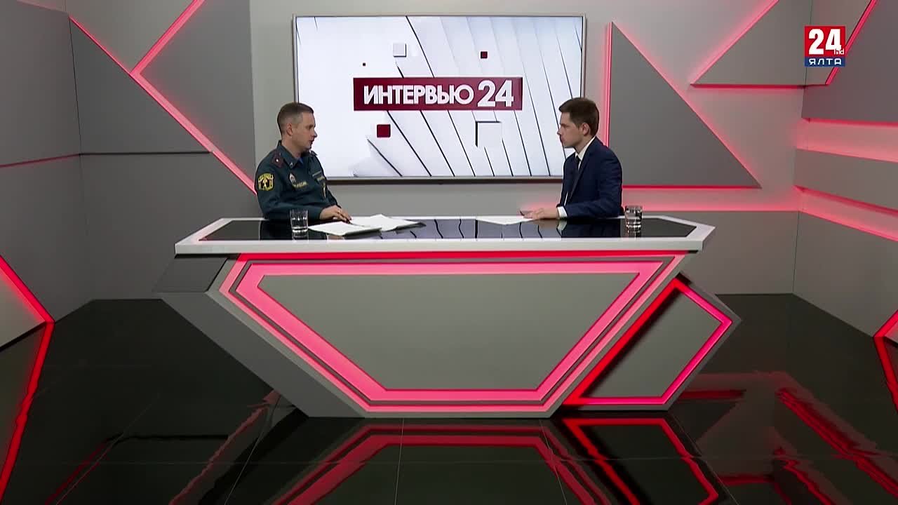 Рейды по выявлению захламлённости мест общего пользования в многоквартирных домах Южнобережья проводят сотрудники МЧС