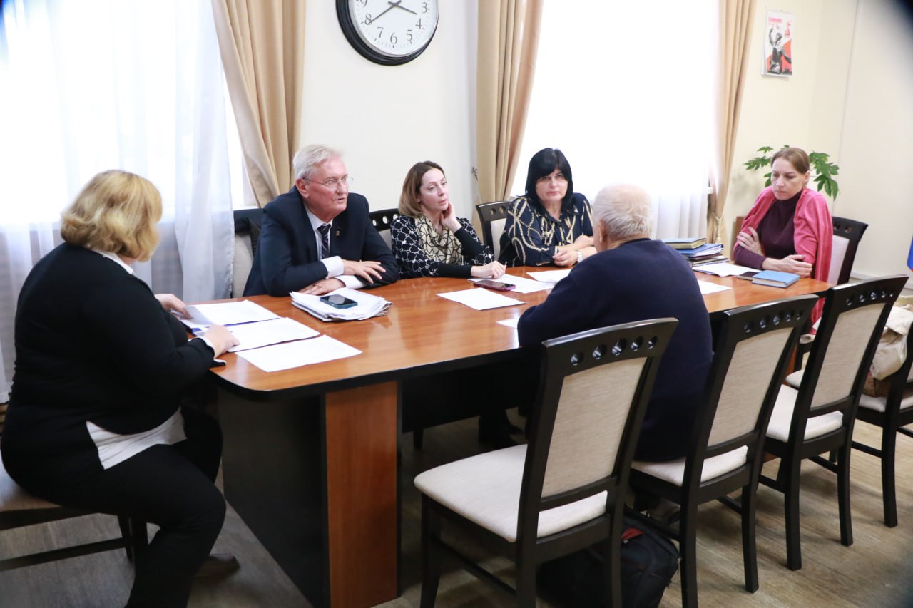 Анжелика Ястребова: Совместно с профильными заместителями и специалистами провела приём граждан Анжелика Ястребова: Совместно с профильными заместителями и специалистами провела приём граждан