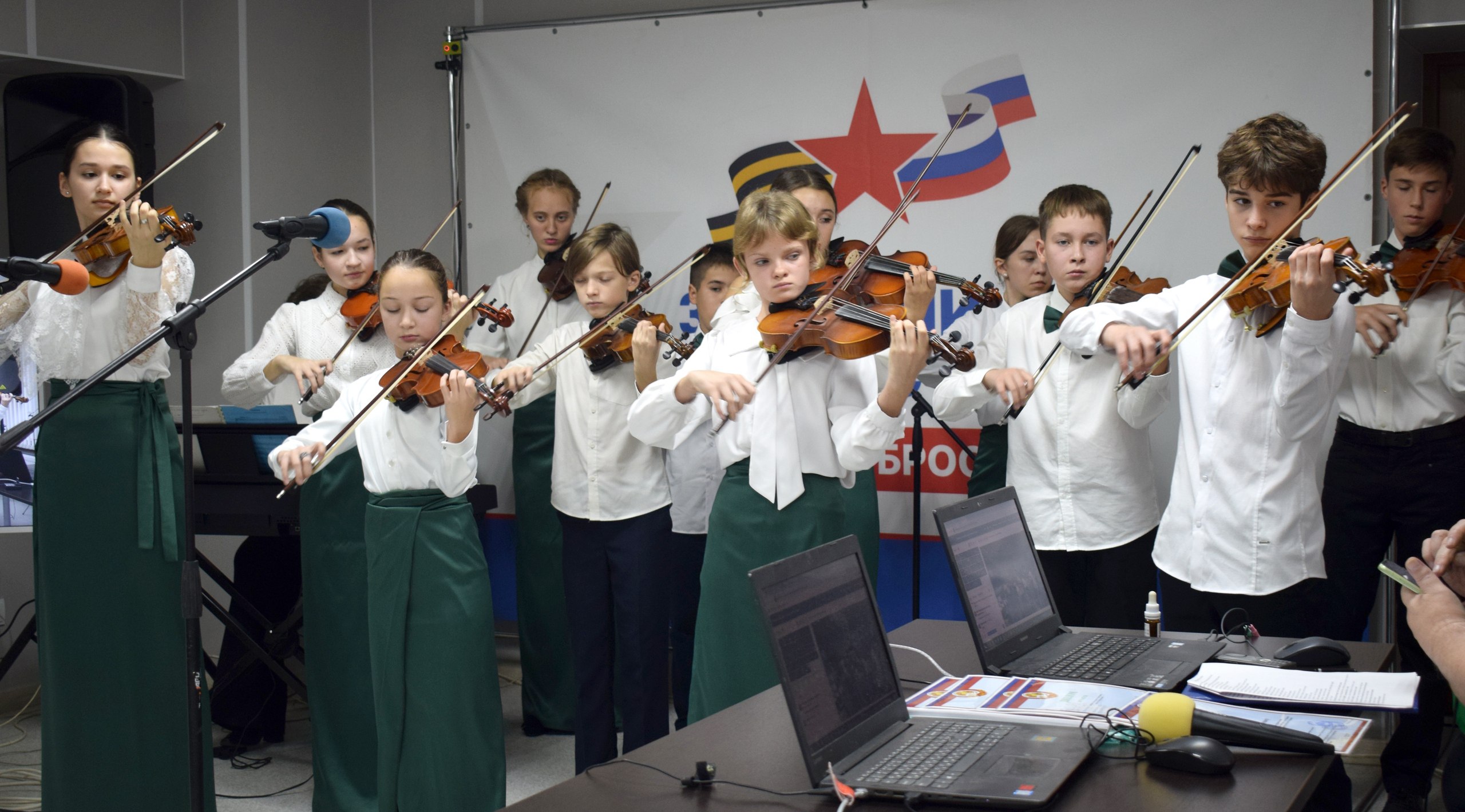 В филиале фонда «Защитники Отечества» в Крыму в онлайн-режиме прошло 11-е выступление участников проекта «Чеховская осень»» с жителями и ветеранами спецоперации, проживающими в приграничных и исторических территориях... В филиале фонда «Защитники Отечества» в Крыму в онлайн-режиме прошло 11-е выступление участников проекта «Чеховская осень»» с жителями и ветеранами спецоперации, проживающими в приграничных и исторических территориях...