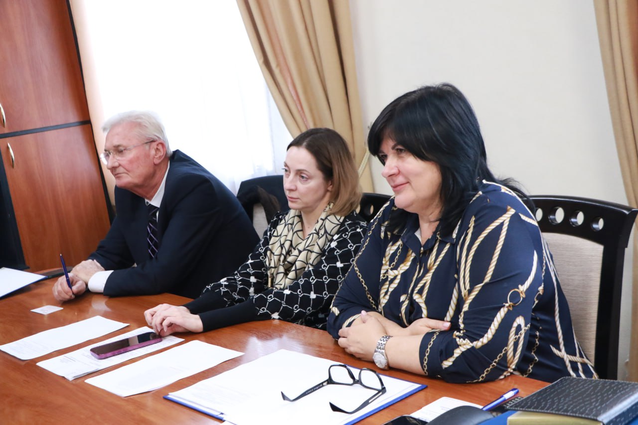 Анжелика Ястребова: Совместно с профильными заместителями и специалистами провела приём граждан Анжелика Ястребова: Совместно с профильными заместителями и специалистами провела приём граждан