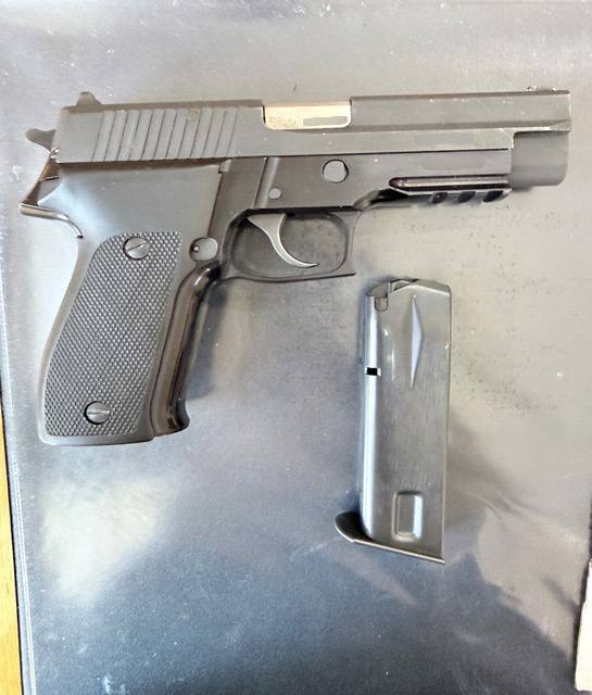 В Евпатории девушка пойдет под суд за кражу пистолета и патронов