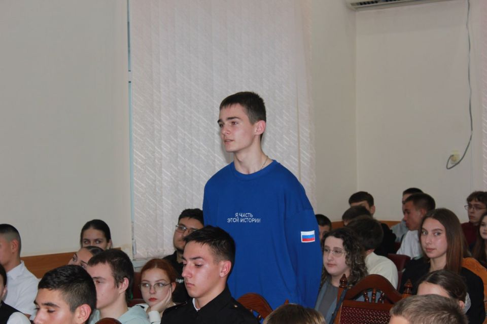 Владимир Ким: Был рад продуктивному диалогу с активной молодёжью нашего округа Владимир Ким: Был рад продуктивному диалогу с активной молодёжью нашего округа