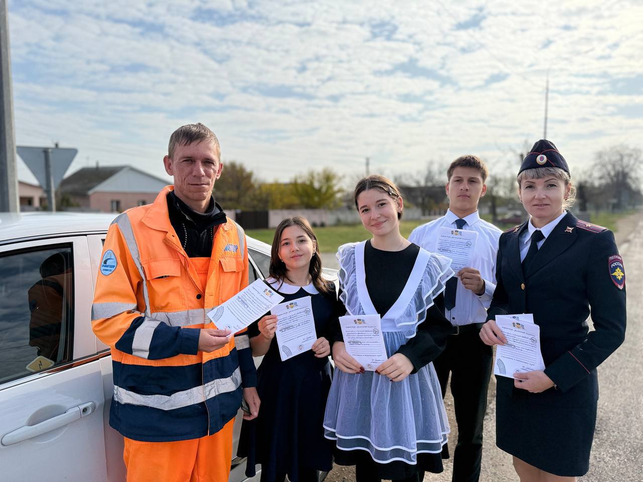 В преддверии Дня памяти жертв ДТП в Советском района школьники провели акцию «Письмо водителю» В преддверии Дня памяти жертв ДТП в Советском района школьники провели акцию «Письмо водителю»
