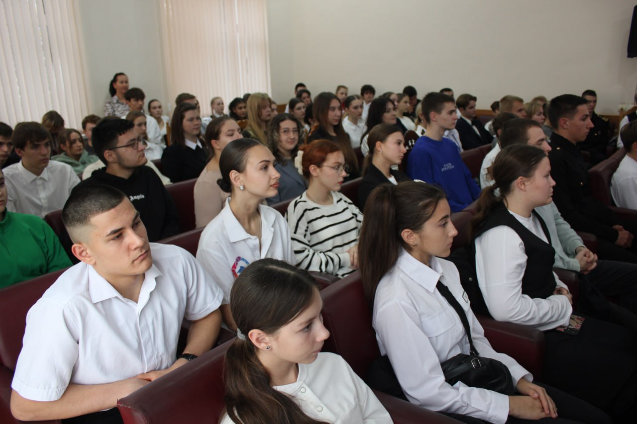 Владимир Ким: Был рад продуктивному диалогу с активной молодёжью нашего округа Владимир Ким: Был рад продуктивному диалогу с активной молодёжью нашего округа