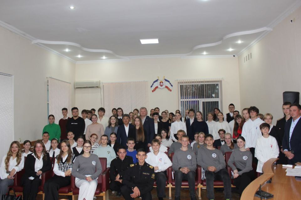 Владимир Ким: Был рад продуктивному диалогу с активной молодёжью нашего округа Владимир Ким: Был рад продуктивному диалогу с активной молодёжью нашего округа