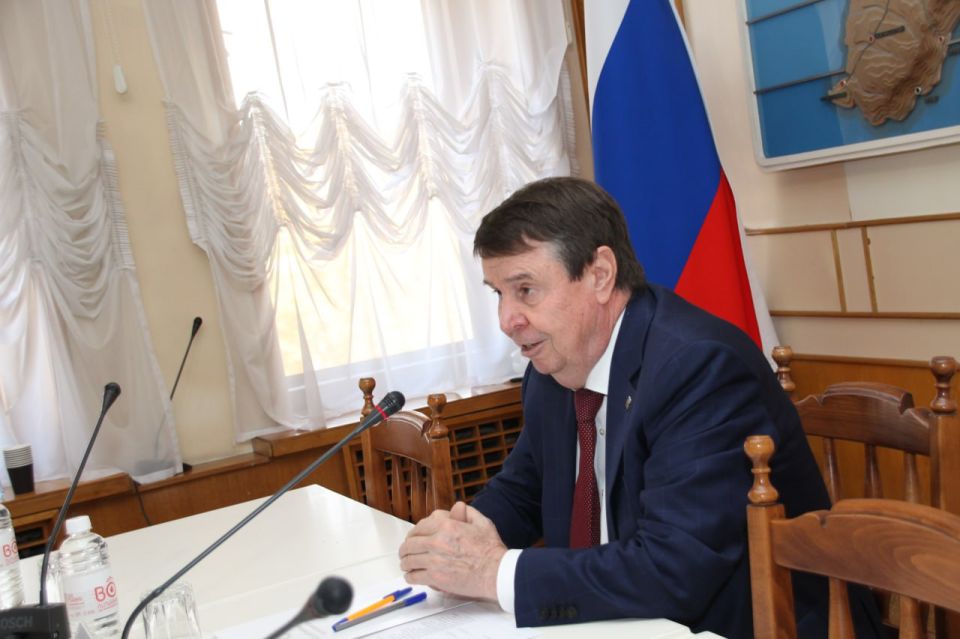 Члены Общественной палаты Крыма приняли участие в Конференции регионального отделения «Ассамблеи народов России» Члены Общественной палаты Крыма приняли участие в Конференции регионального отделения «Ассамблеи народов России»