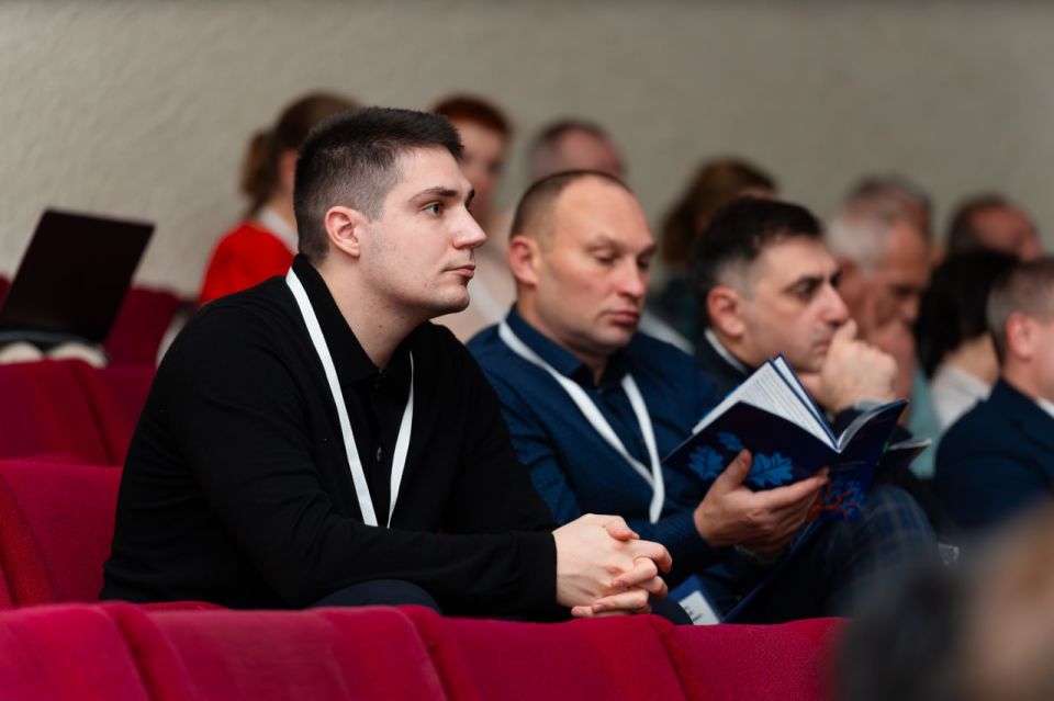 С 11 по 13 ноября в Ялте проходит Всероссийская научно-практическая конференция «Сохранение профессионального долголетия» С 11 по 13 ноября в Ялте проходит Всероссийская научно-практическая конференция «Сохранение профессионального долголетия»