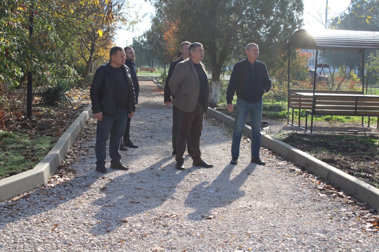 Сегодня Ленинский район посетил заместитель Председателя Совета министров Республики Крым Николай Воробьев Сегодня Ленинский район посетил заместитель Председателя Совета министров Республики Крым Николай Воробьев