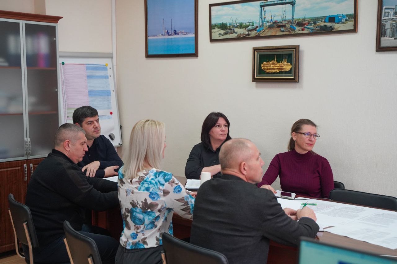 В Министерстве промышленности и торговли Республики Крым состоялось заседание штаба по развитию экономического потенциала промышленного комплекса Республики Крым В Министерстве промышленности и торговли Республики Крым состоялось заседание штаба по развитию экономического потенциала промышленного комплекса Республики Крым