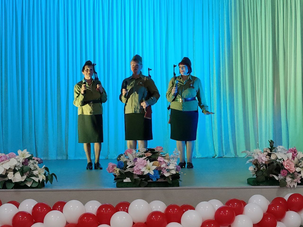 Инна Федоренко: Сегодня мы открыли Дмитриевский клуб после капитального ремонта! Дата выбрана не случайно Инна Федоренко: Сегодня мы открыли Дмитриевский клуб после капитального ремонта! Дата выбрана не случайно