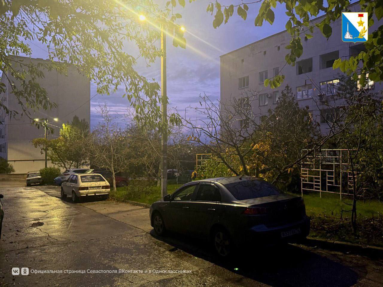 Обновили наружное освещение на улице Кокчетавской