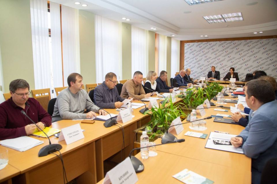 Профильный Комитет обсудил расходы в сфере ЖКХ на трёхлетний период Профильный Комитет обсудил расходы в сфере ЖКХ на трёхлетний период