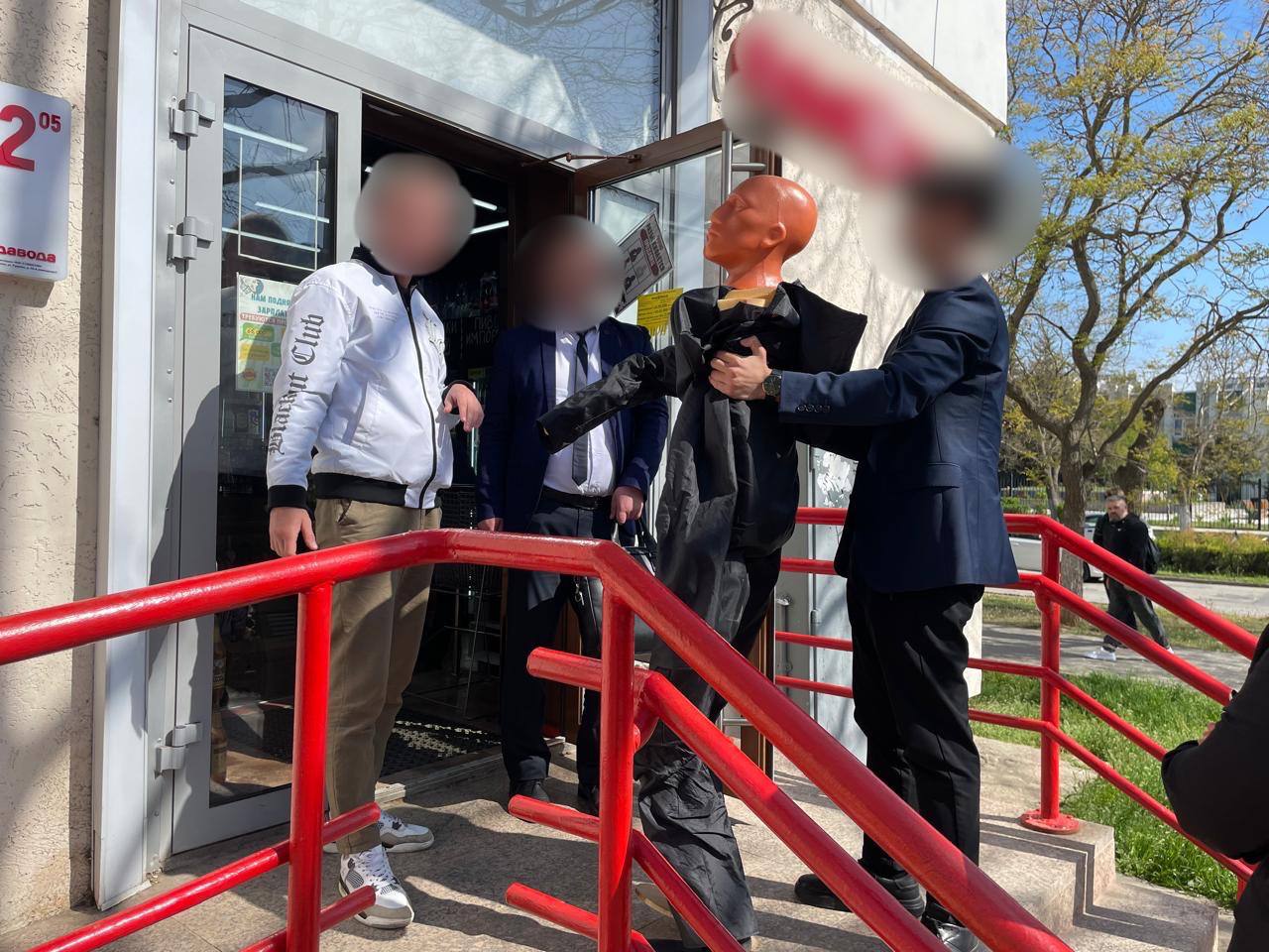 В Евпатории осужден местный житель за причинение смерти по неосторожности В Евпатории осужден местный житель за причинение смерти по неосторожности