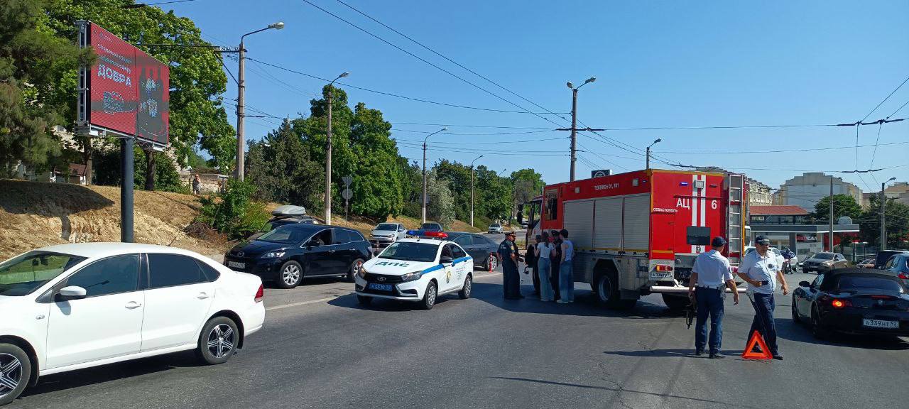 ГУ МЧС России по Севастополю просит откликнуться свидетелей ДТП с пожарным автомобилем