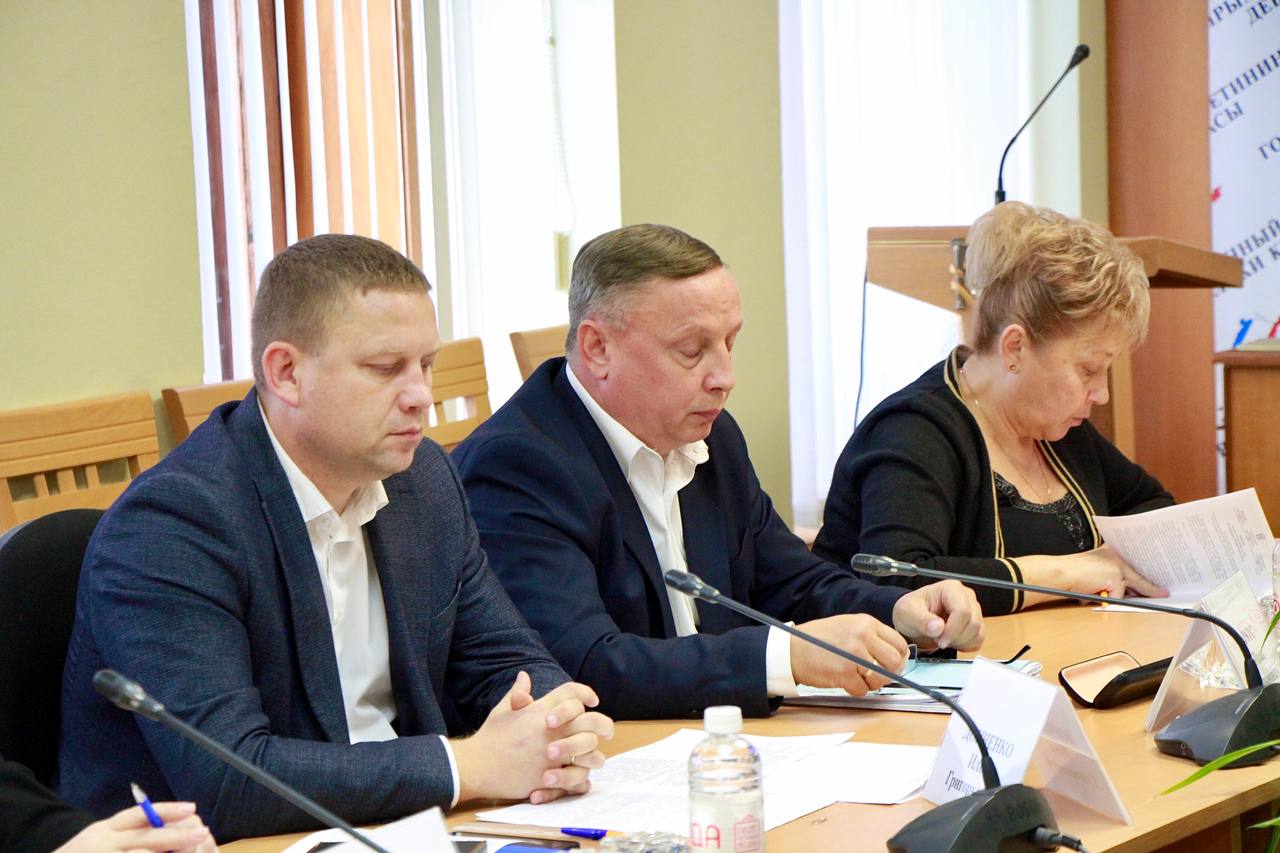 Бюджет в сфере образования и науки Крыма на 2026-2028 годы одобрен профильным Комитетом Госсовета Бюджет в сфере образования и науки Крыма на 2026-2028 годы одобрен профильным Комитетом Госсовета