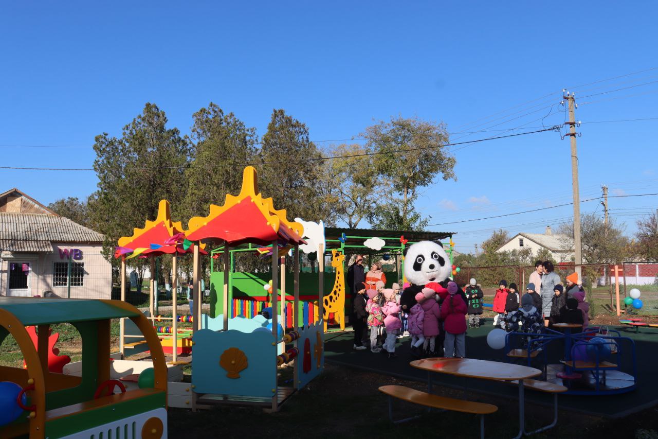 Владислав Хаджиев: Символическое открытие 2- х новых благоустроенных детских площадок в детском саду "Воробушек" с. Воробьево- повод для радости и для детей,и воспитателей, и родителей! Владислав Хаджиев: Символическое открытие 2- х новых благоустроенных детских площадок в детском саду "Воробушек" с. Воробьево- повод для радости и для детей,и воспитателей, и родителей!