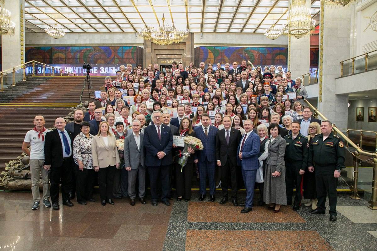 Александр Юрьев: В Москве в Музее Победы прошла торжественная церемония награждения победителей и призеров Всероссийского конкурса исследовательских проектов «Без срока давности» Александр Юрьев: В Москве в Музее Победы прошла торжественная церемония награждения победителей и призеров Всероссийского конкурса исследовательских проектов «Без срока давности»