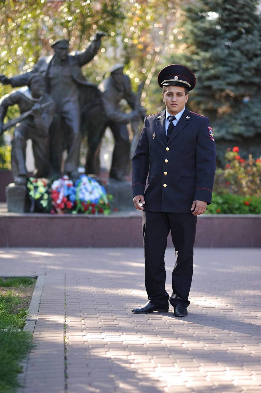 В преддверии профессионального праздника народный участковый Республики Крым Эрвин Талубов рассказал корреспонденту газеты «Евпаторийская Здравница» о своём жизненном пути В преддверии профессионального праздника народный участковый Республики Крым Эрвин Талубов рассказал корреспонденту газеты «Евпаторийская Здравница» о своём жизненном пути