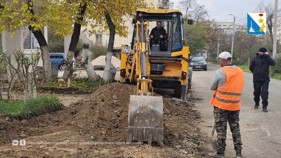 Ремонтируем тротуар на улице Лобанова Ремонтируем тротуар на улице Лобанова
