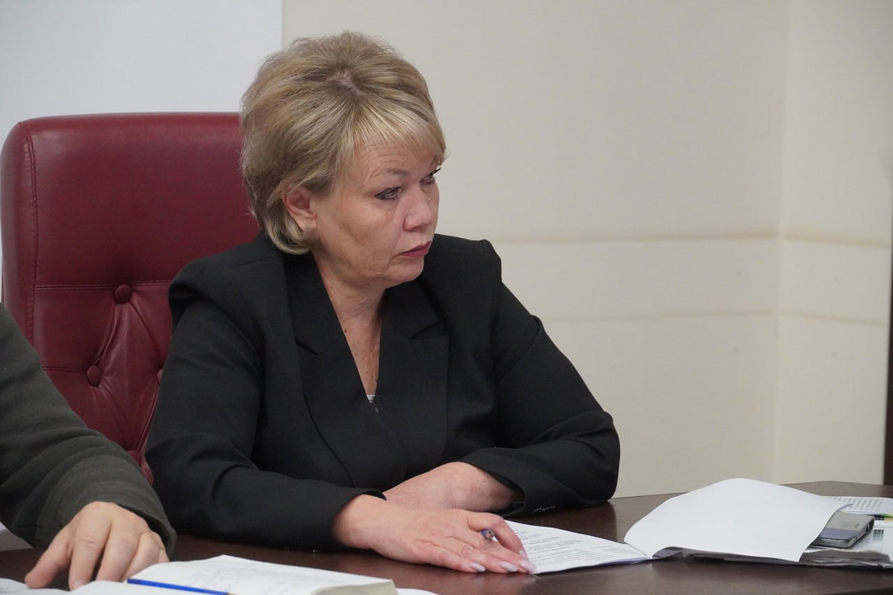 Глава администрации Керчи Олег Каторгин провел аппаратное совещание с участием заместителей и руководителей структурных подразделений Глава администрации Керчи Олег Каторгин провел аппаратное совещание с участием заместителей и руководителей структурных подразделений