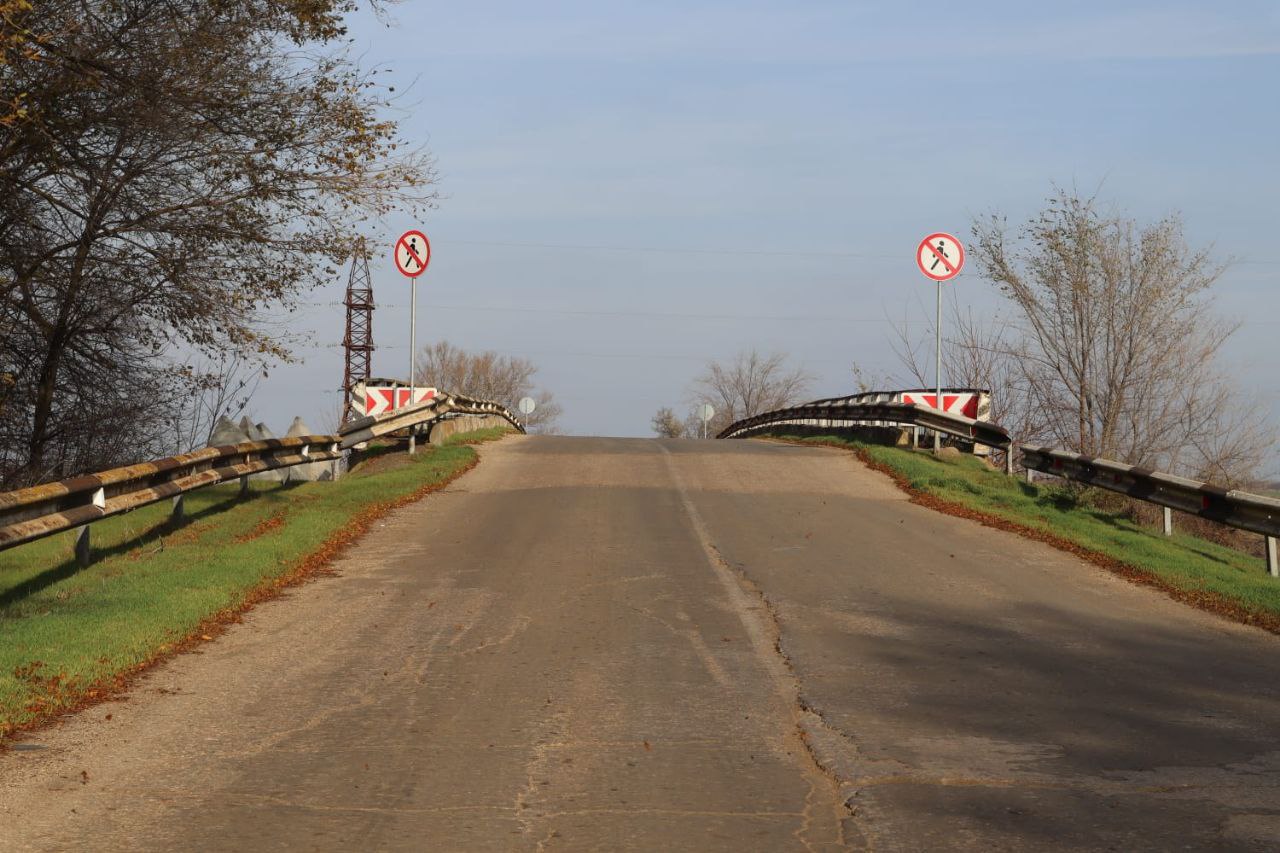 Инна Федоренко: Провела выездную встречу с начальником ГКУ РК «Служба автомобильных дорог Республики Крым» Николаем Мокрицким