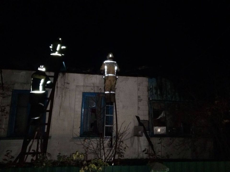Ликвидация горения частного дома в Бахчисарайском районе Ликвидация горения частного дома в Бахчисарайском районе