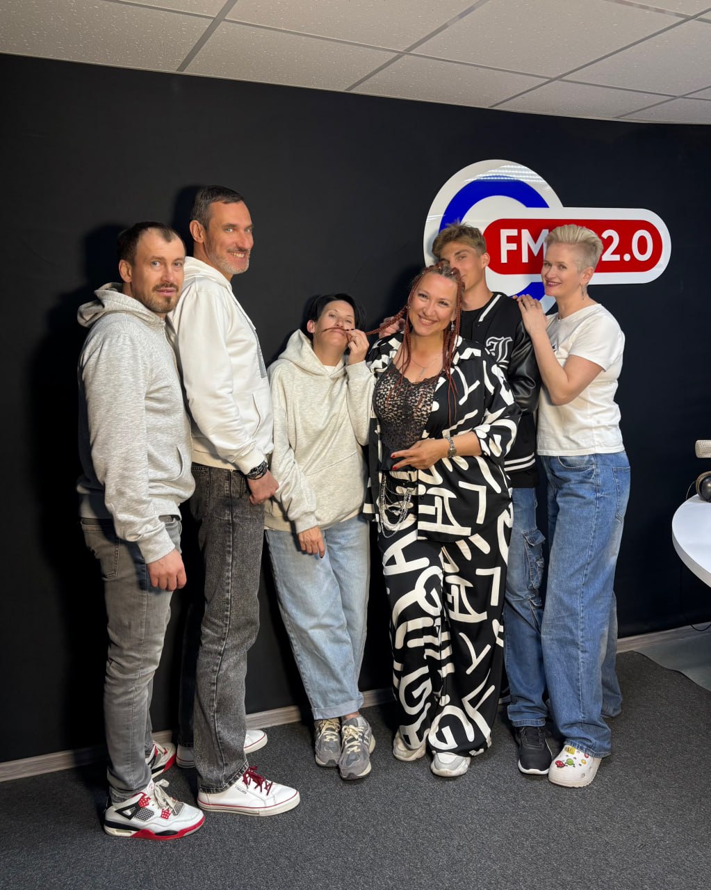 Михаил Развожаев: 17 ноября — день рождения «Севастополь FM»! 17 ноября 2017 года радиостанция впервые вышла в эфир на частоте 102.0 FM