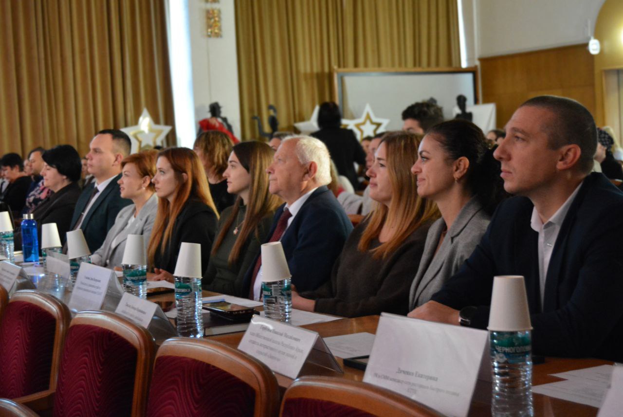 Принял участие в V Открытом фестивале колледжей ФГАОУ ВО «КФУ им. В. И. Вернадского» Принял участие в V Открытом фестивале колледжей ФГАОУ ВО «КФУ им. В. И. Вернадского»