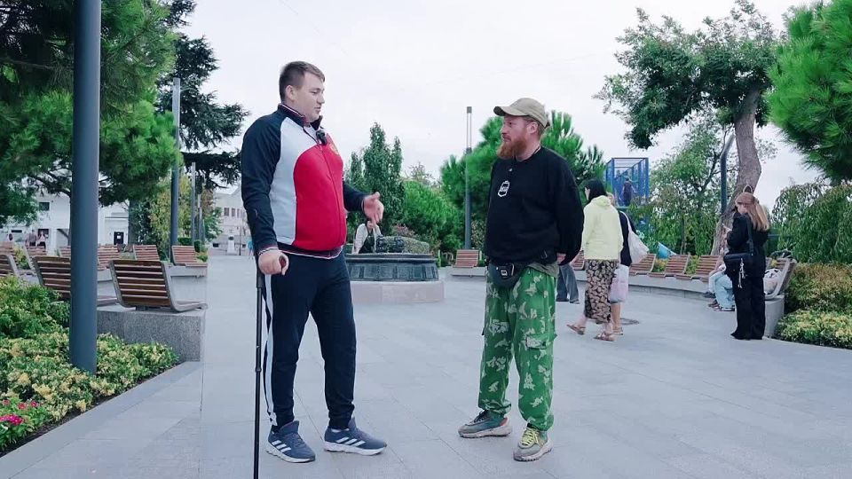 WarGonzo: Чем чревато ранее в пятку. Мы продолжаем публиковать серию интервью в новом формате «Спортивный костюм»