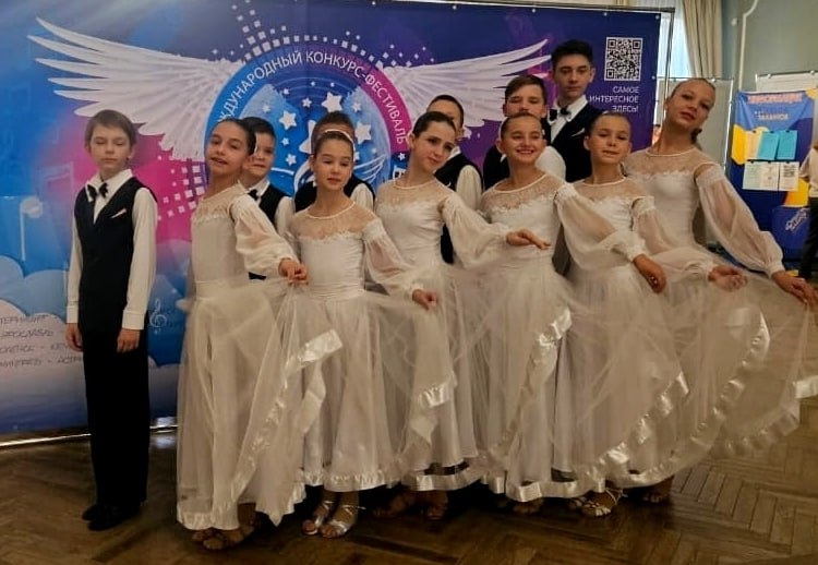 Творческая команда Коктебельской детской школы искусств приняла участие в Международном многожанровом конкурсе-фестивале детского, юношеского и взрослого творчества «Белые крылья», который состоялся 16 ноября в столице... Творческая команда Коктебельской детской школы искусств приняла участие в Международном многожанровом конкурсе-фестивале детского, юношеского и взрослого творчества «Белые крылья», который состоялся 16 ноября в столице...