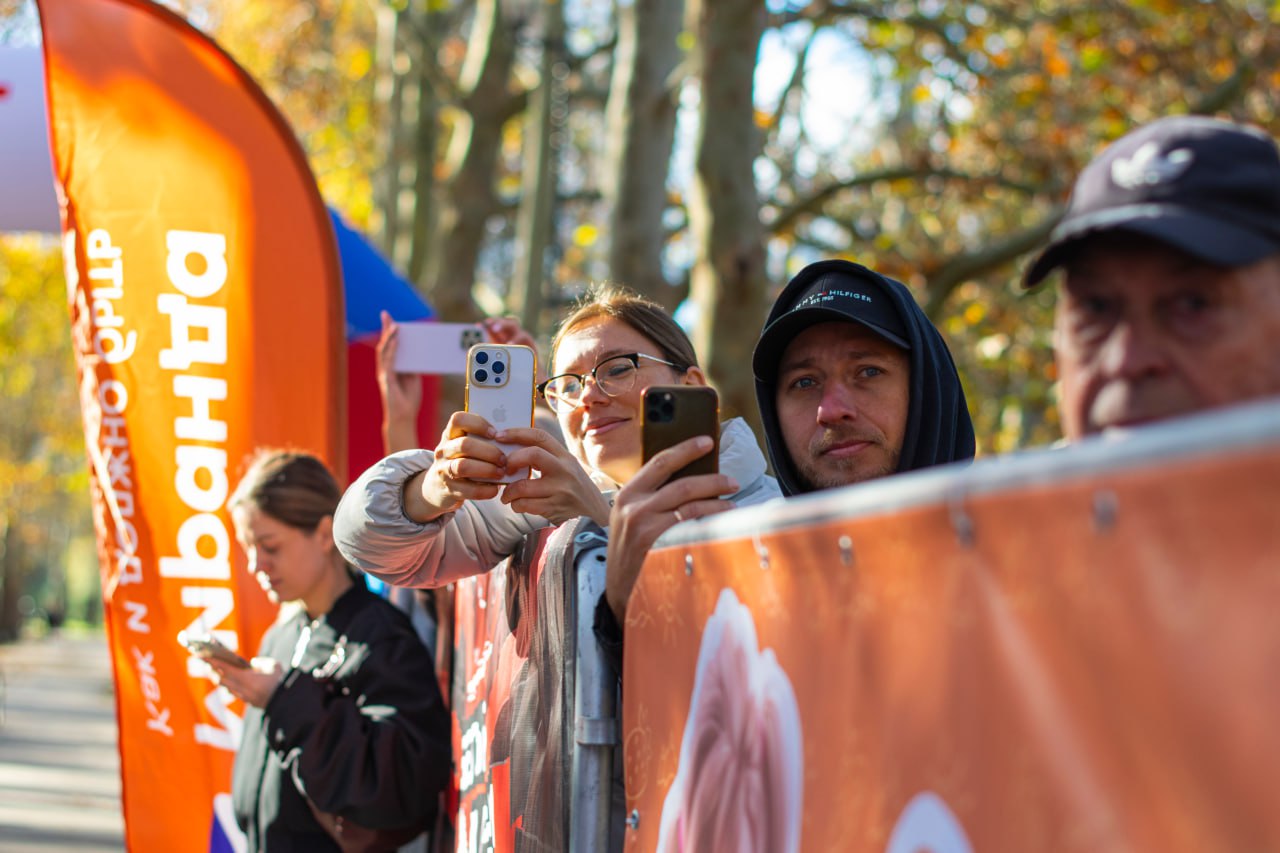 В Симферополе состоялось беговое событие года - Крымский марафон! В Симферополе состоялось беговое событие года - Крымский марафон!