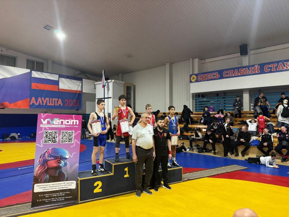 15 ������ � ������ ������ ���������� ���������� ���� �� ���������� (�����-�������) ������, � ������� ������ ������� ����������� ���������� ���� � ����� ����������� "�������" ��������� �����