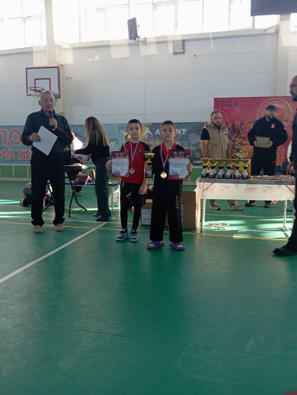 Сборная команда Судакского ЦДЮТ и клуба единоборств "СПАРТАК" приняли участие в соревнованиях по спортивной борьбе грэпплинг "Единство" в г. Симферополе и в упорных схватках смогли завоевать: Сборная команда Судакского ЦДЮТ и клуба единоборств "СПАРТАК" приняли участие в соревнованиях по спортивной борьбе грэпплинг "Единство" в г. Симферополе и в упорных схватках смогли завоевать: