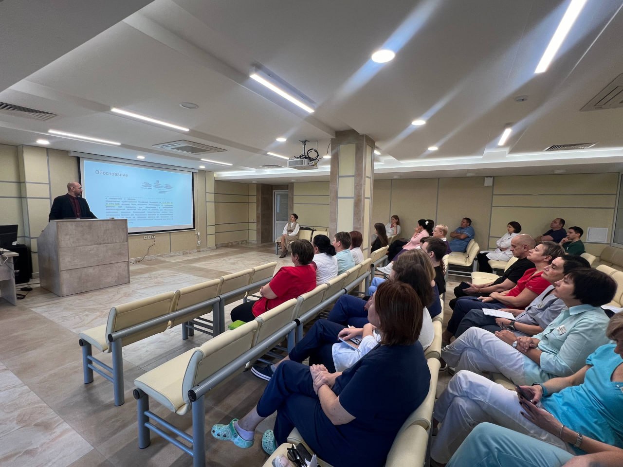 В Республиканской детской клинической больнице прошёл семинар для врачей, посвященный психологическим аспектам общения с родителями тяжелобольных детей В Республиканской детской клинической больнице прошёл семинар для врачей, посвященный психологическим аспектам общения с родителями тяжелобольных детей