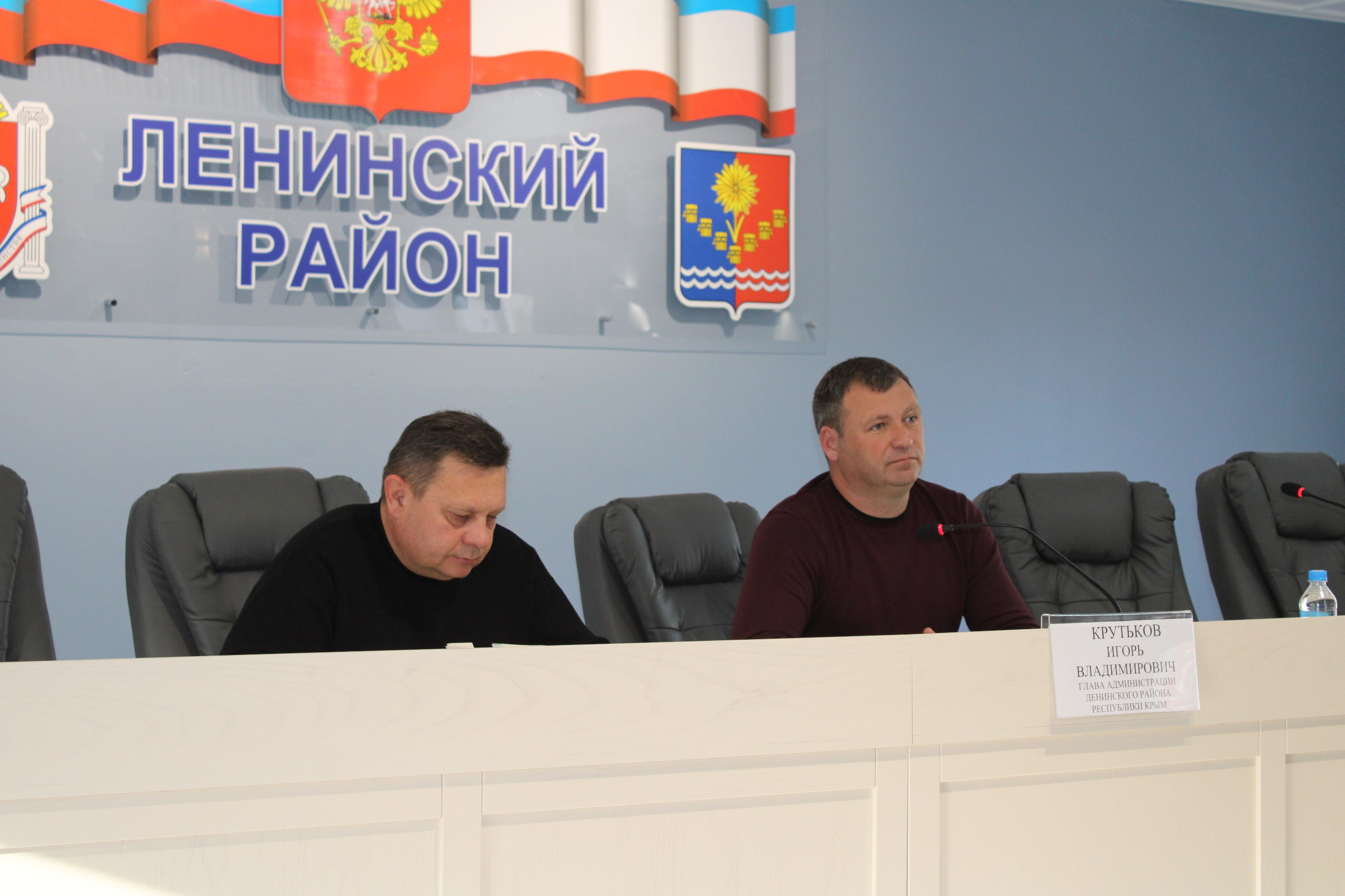 Игорь Крутьков: Провел еженедельное совещание с руководителями ресурсоснабжающих организаций Ленинского района, а также главами городского и сельских поселений