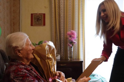 Сегодня столетний юбилей отмечает керчанка, ветеран – участник Великой Отечественной войны Екатерина Максимовна Гришакова