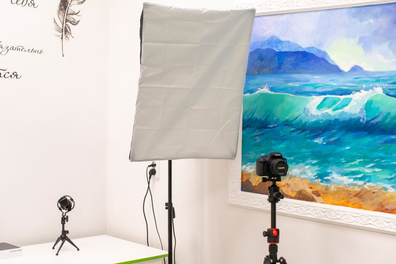 В Симферополе открылся школьный медиацентр «Точка Притяжения»! В Симферополе открылся школьный медиацентр «Точка Притяжения»!