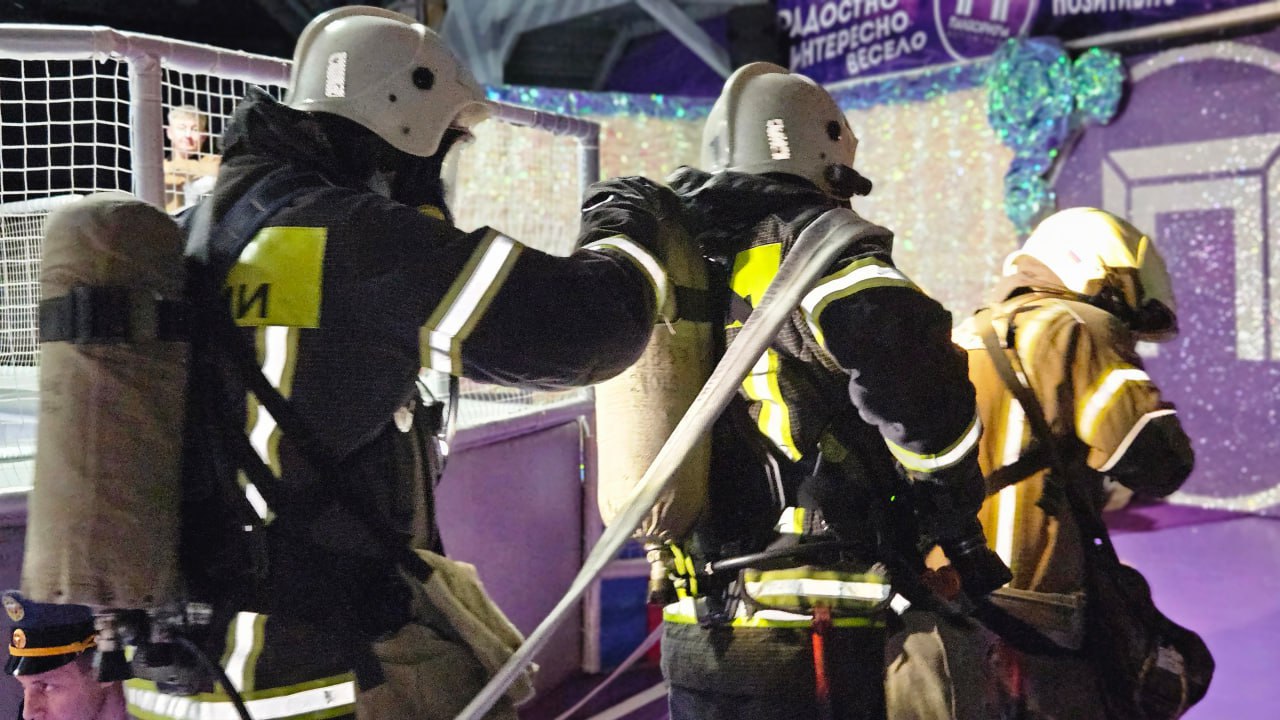 Пожар в торговом центре условный Пожар в торговом центре условный