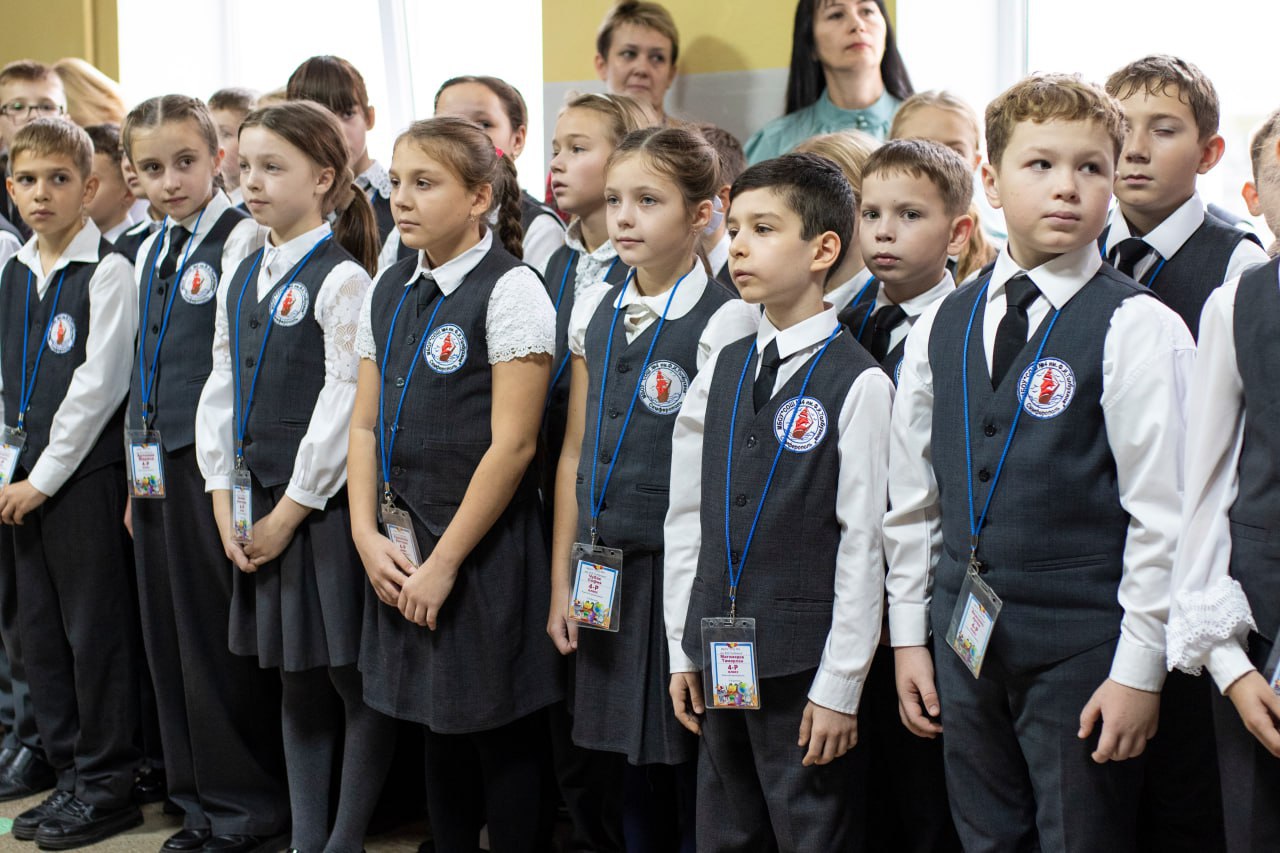 В Симферополе открылся школьный медиацентр «Точка Притяжения»! В Симферополе открылся школьный медиацентр «Точка Притяжения»!