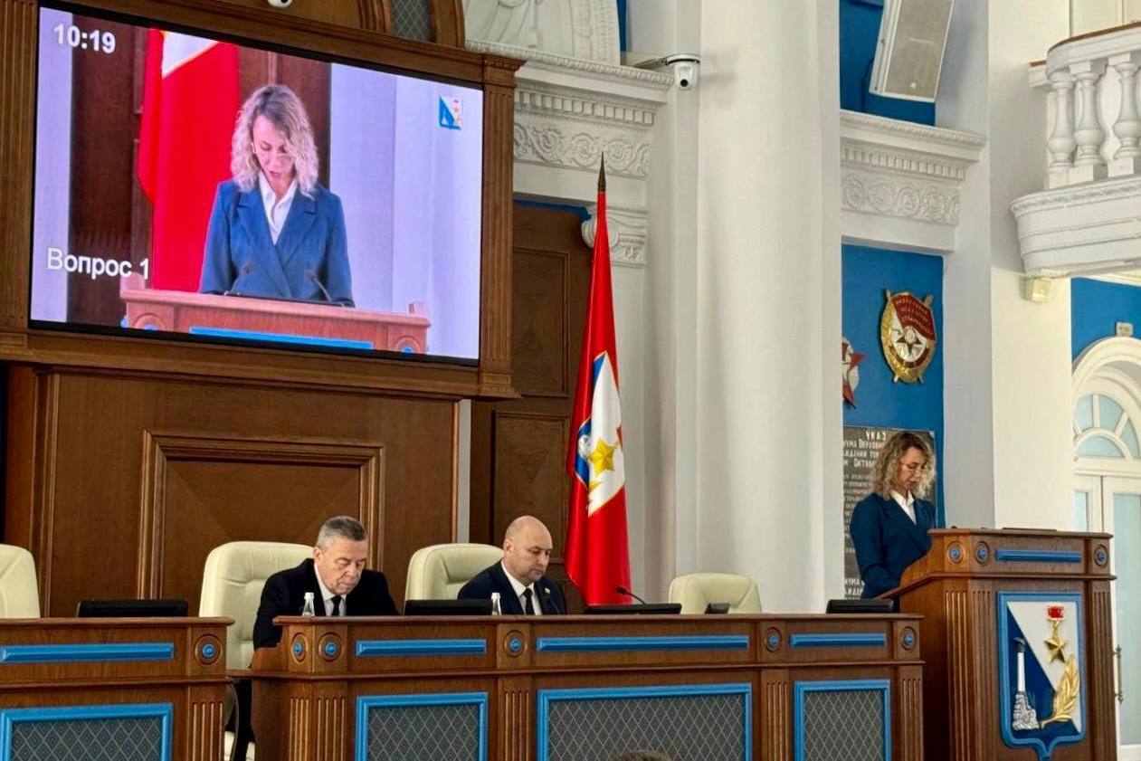 Владимир Немцев: На пленарном заседании рассмотрели основные параметры изменений в закон о бюджете города Севастополя и Территориального фонда обязательного медицинского страхования города Севастополя на 2025-2027 годы