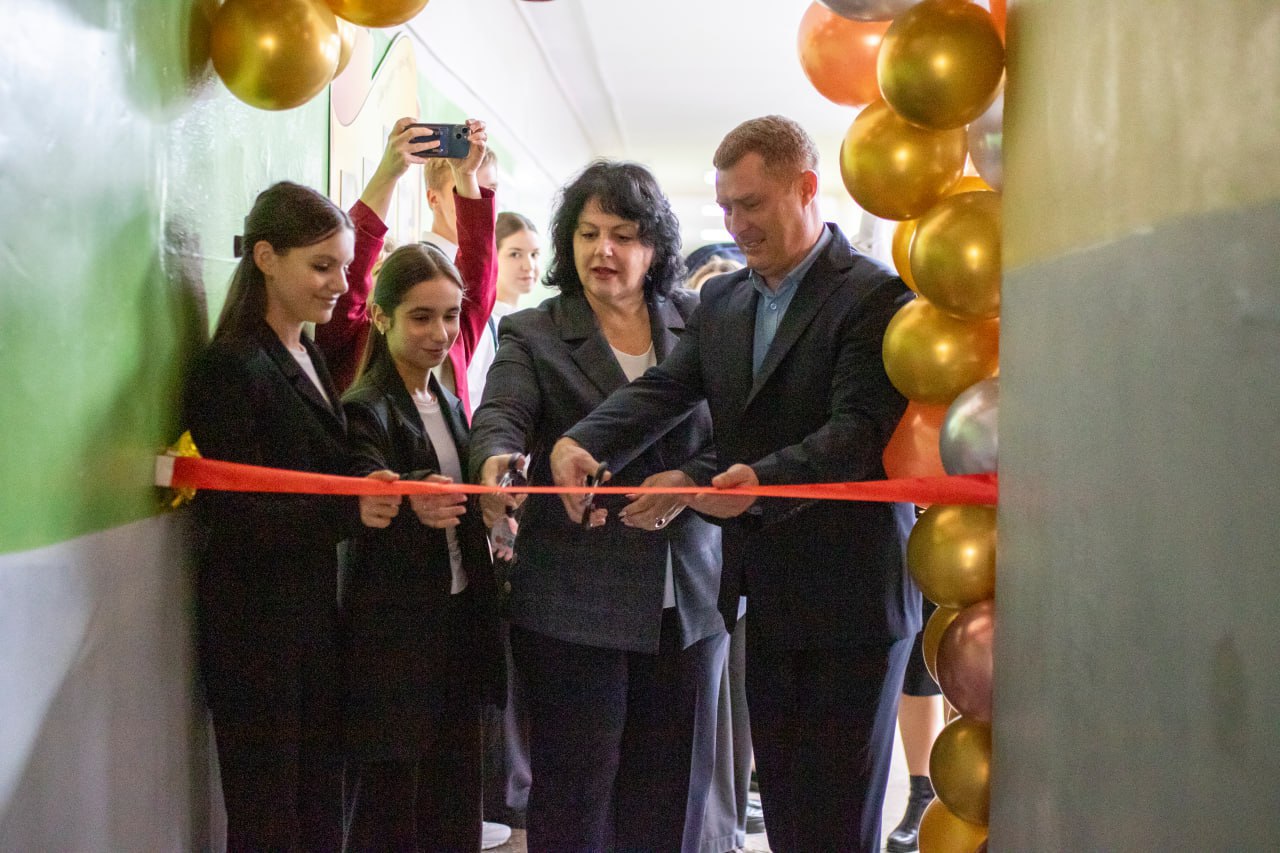 В Симферополе открылся школьный медиацентр «Точка Притяжения»! В Симферополе открылся школьный медиацентр «Точка Притяжения»!