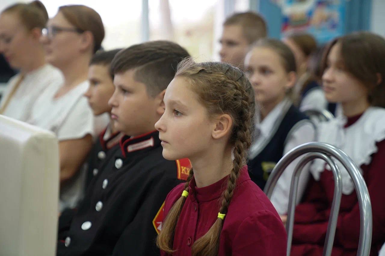 Юрий Нимченко: В рамках проекта «Говорим с героем» провел встречу с учениками Средней школы №7 города Евпатории имени кавалера трех орденов Славы, Почетного гражданина города Евпатории Ивана Егоровича Мещерякова Юрий Нимченко: В рамках проекта «Говорим с героем» провел встречу с учениками Средней школы №7 города Евпатории имени кавалера трех орденов Славы, Почетного гражданина города Евпатории Ивана Егоровича Мещерякова