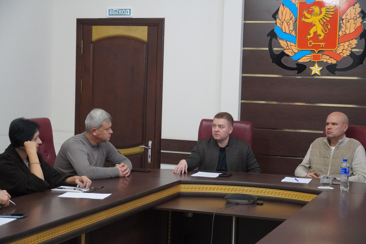 В Керчи открыли местное отделение Ассамблеи народов России В Керчи открыли местное отделение Ассамблеи народов России