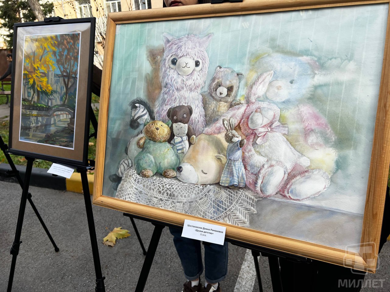 В Симферополе провели вернисаж, приуроченный к 117-летию роддома №1 В Симферополе провели вернисаж, приуроченный к 117-летию роддома №1