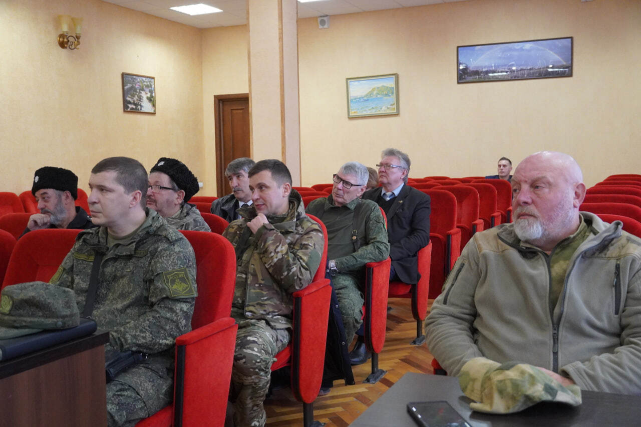 Вопросы поступления в высшие военные учебные заведения обсудили в рамках рабочего совещания в администрации Керчи Вопросы поступления в высшие военные учебные заведения обсудили в рамках рабочего совещания в администрации Керчи