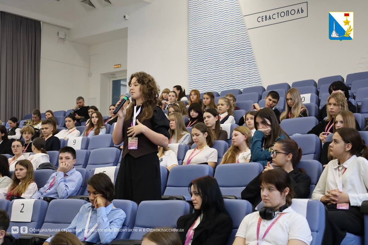 Более 100 севастопольских школьников и студентов поучаствовали в форуме «МедиаЛаб92» Более 100 севастопольских школьников и студентов поучаствовали в форуме «МедиаЛаб92»