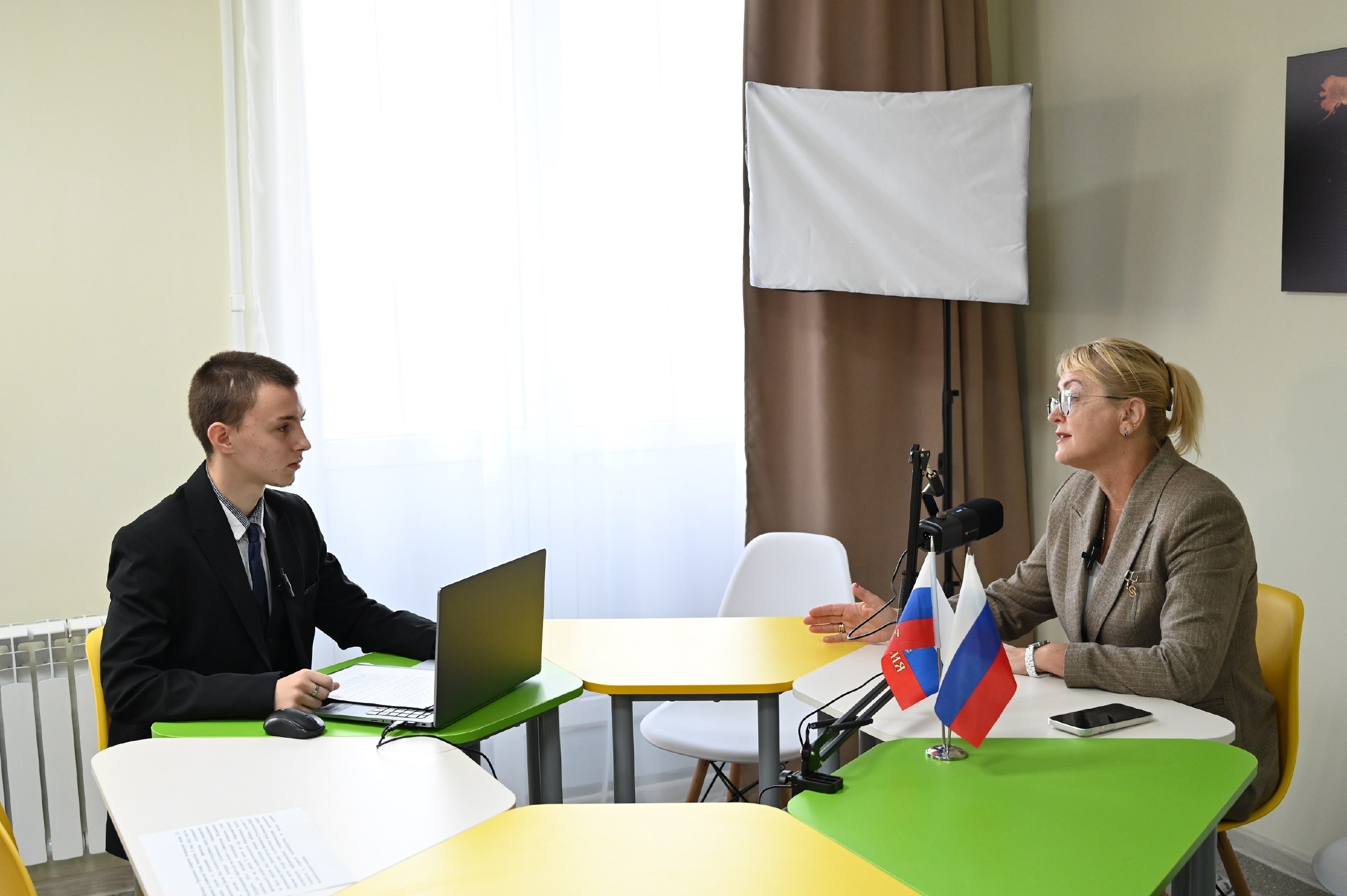 В Крыму открыт первый объект, реализованный в рамках студенческих инициатив В Крыму открыт первый объект, реализованный в рамках студенческих инициатив