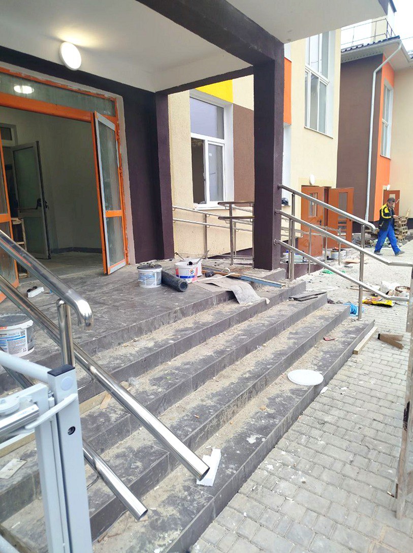 Эдуард Щёголев: В селе Морское продолжается строительство детского сада на 140 мест