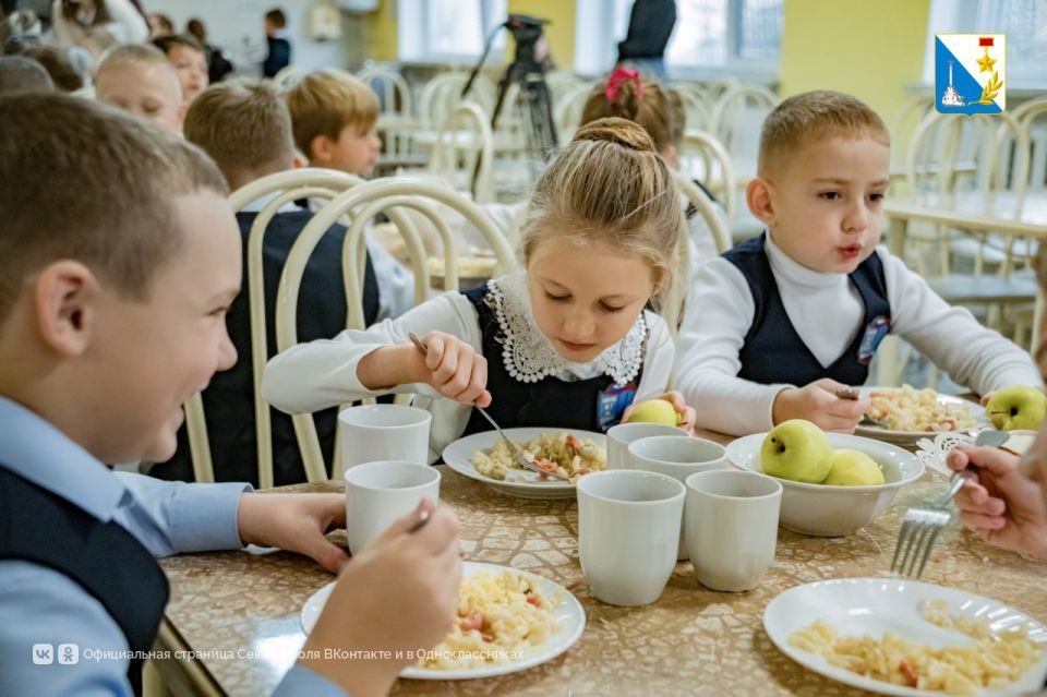 Севастопольская гимназия №7 вошла в тройку лучших на Всероссийском конкурсе школьного питания Севастопольская гимназия №7 вошла в тройку лучших на Всероссийском конкурсе школьного питания