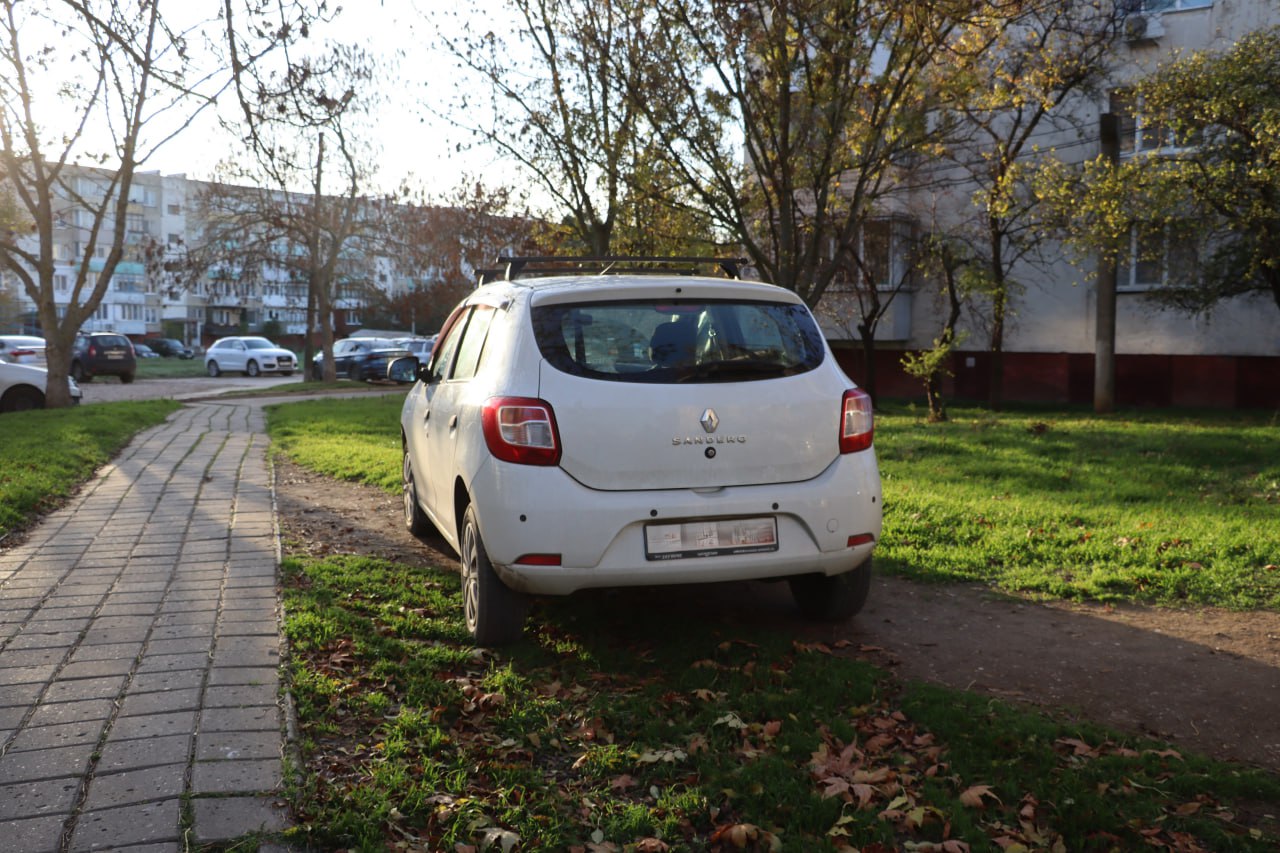 В Керчи продолжаются профилактические рейды по выявлению нарушителей парковки